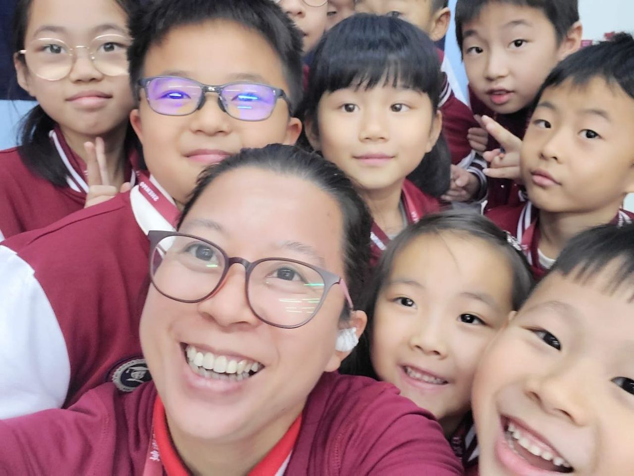 學生與家長合照